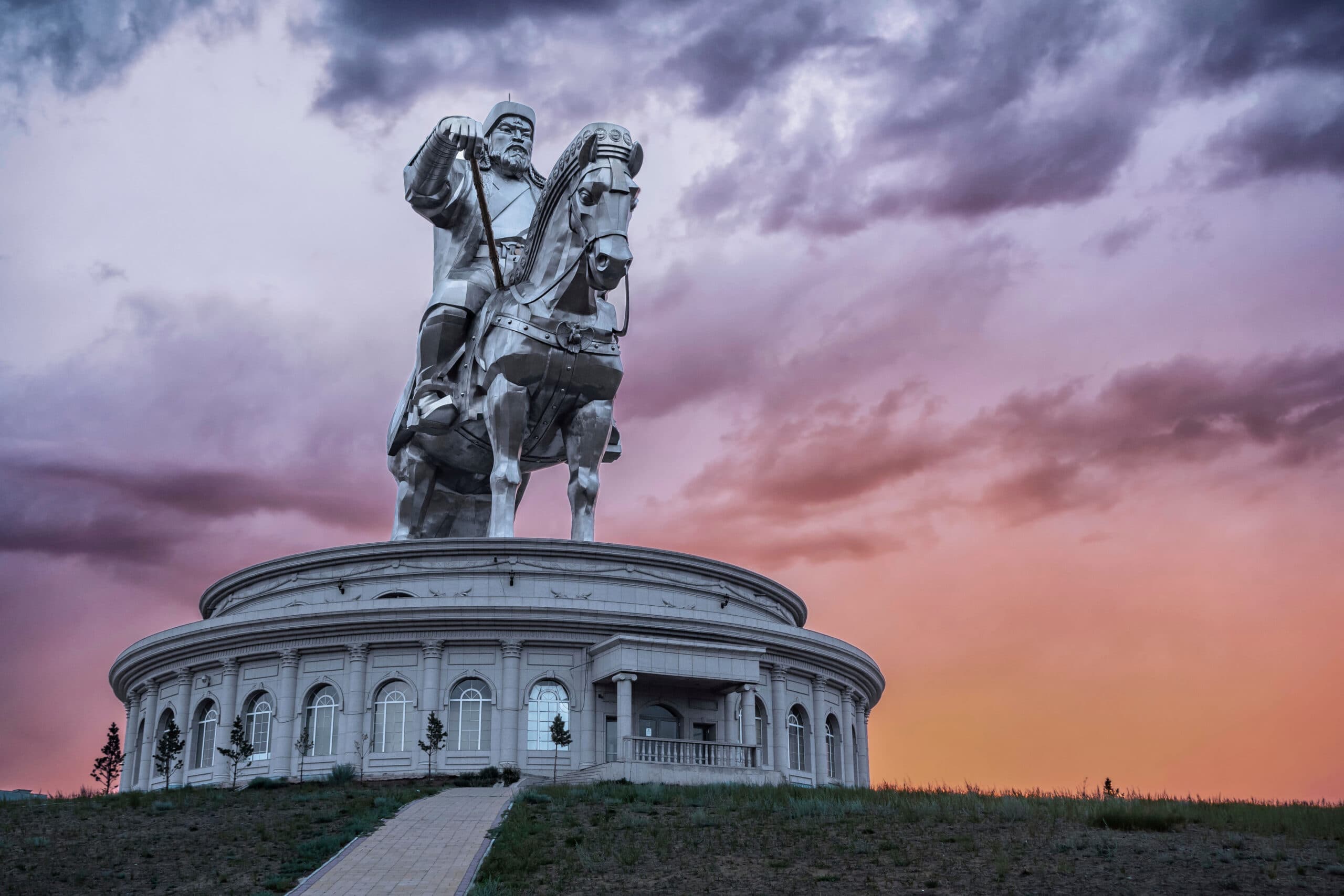 Ulaanbaatar,,Mongolia,,Dramatic,Sunset,Over,The,Genghis,Khan,Equestrian,Statue