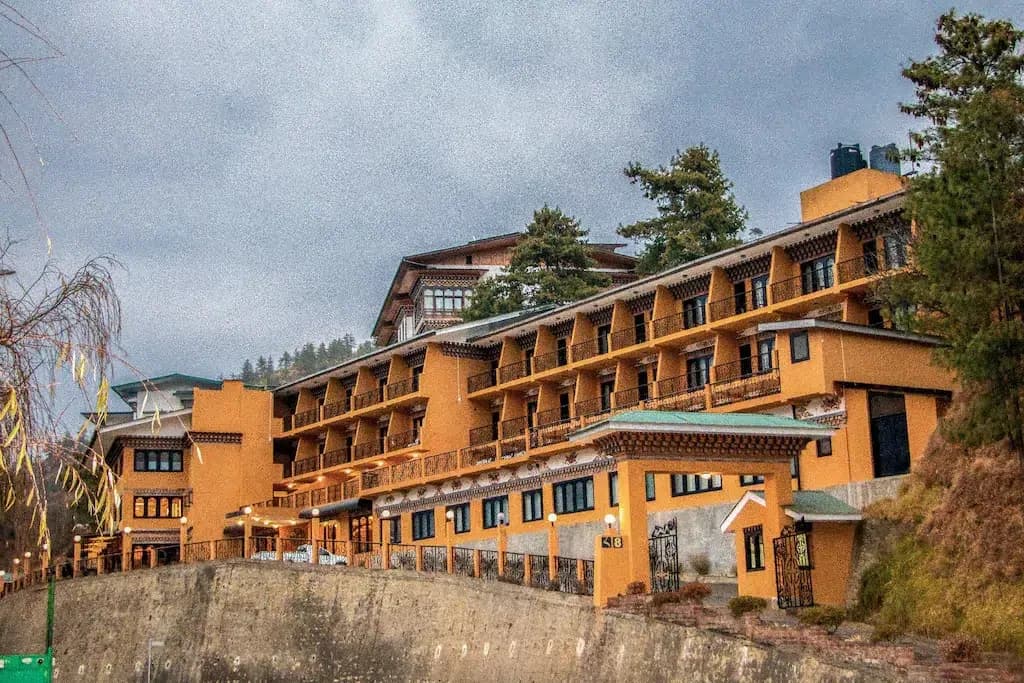 Hotel Riverview by Tenzinling