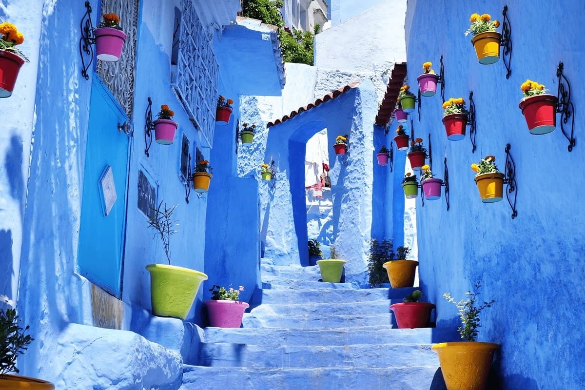 漫步藍城舍夫沙萬(Chefchaouen)，沉醉夢幻色彩