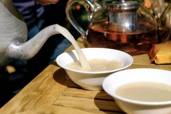 What to Eat When Travelling to Tibet? Must-Try Foods and Food Culture Tips