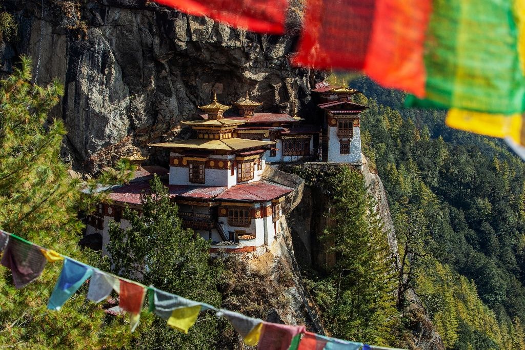 Bhutan In-Depth Mid-Autumn September Tour [6 Days 5 Nights] with Direct Round-Trip Flights (2026)