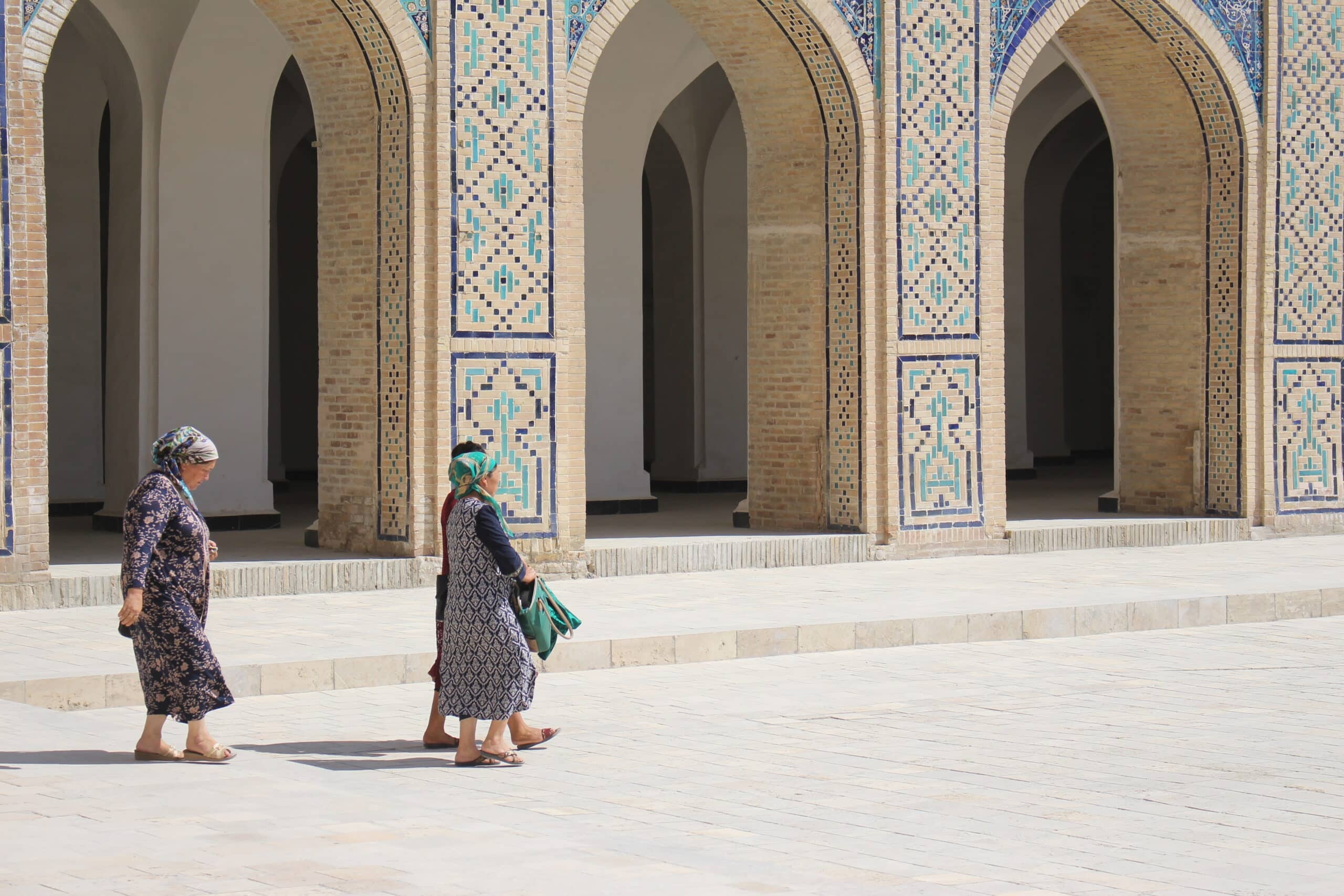 Uzbekistan_local