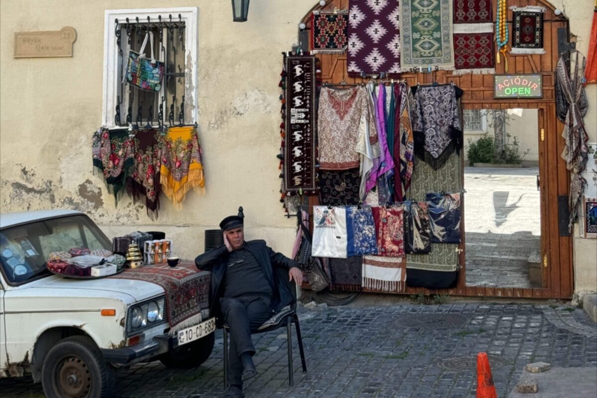 Caucasus Culture Overview: Understanding Language, Currency & Daily Life at a Glance