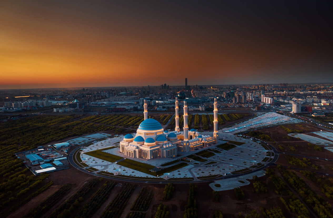 阿斯塔納大清真寺 Astana Grand Mosque