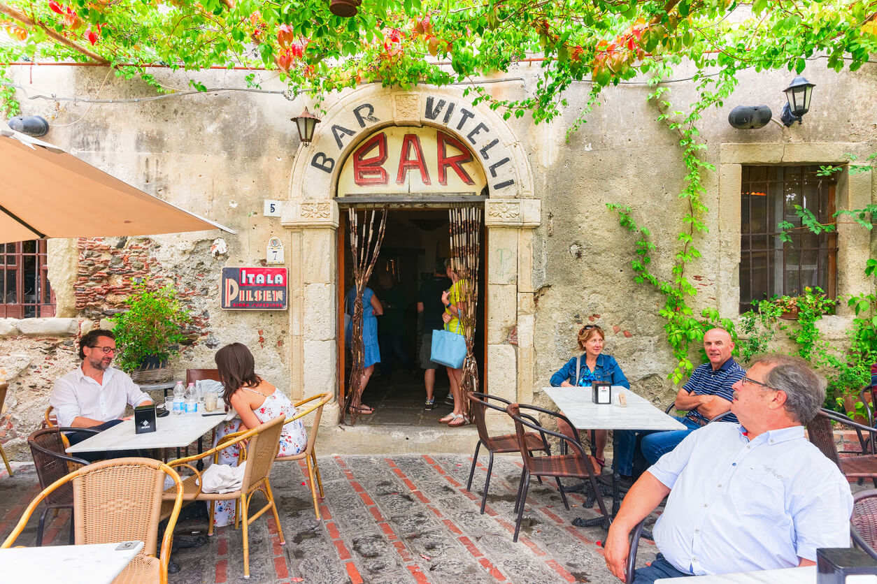 《教父》取景地 Bar Vitelli