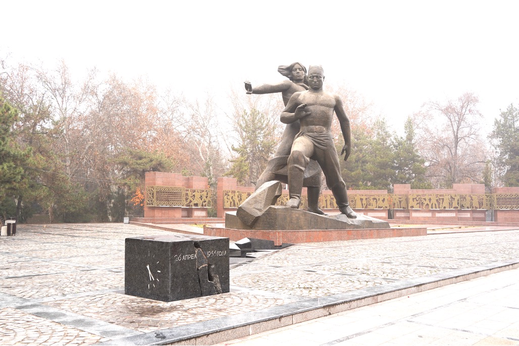 地震紀念廣場 Earthquake memorial square