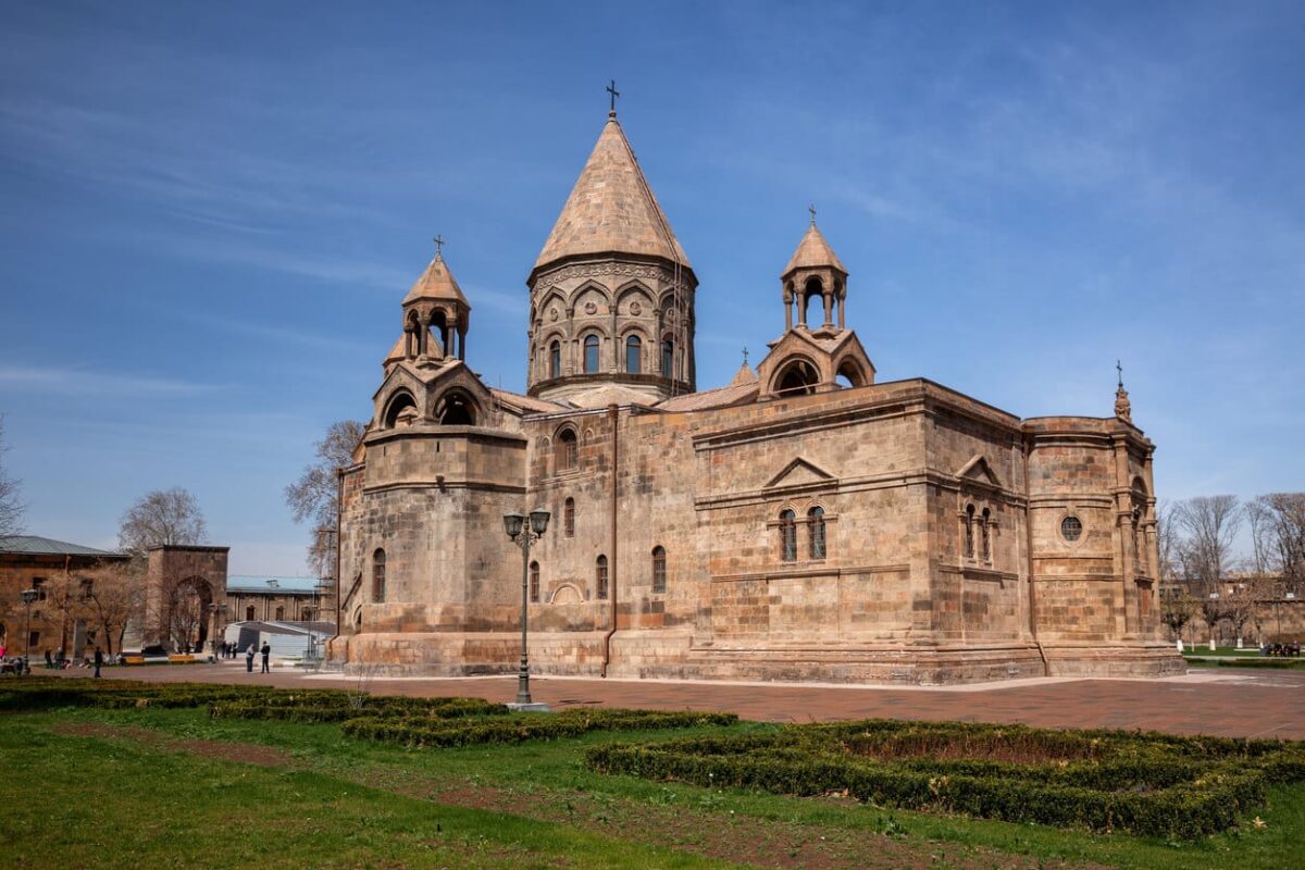 埃奇米河津教堂 Echmiadzin Cathedral