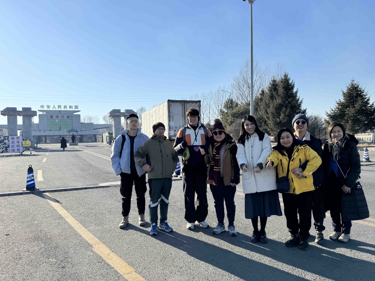 首個香港旅行團在開關後出發到北韓的團隊