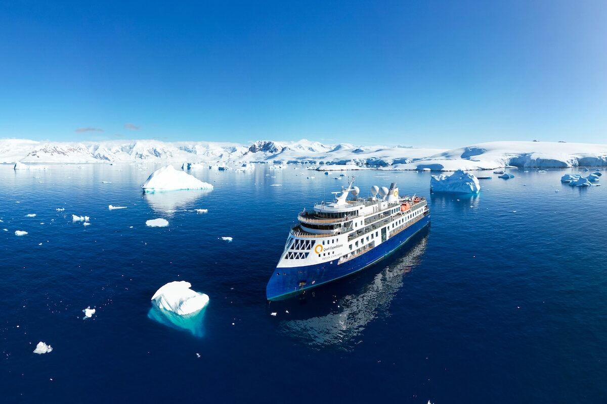 Ocean Explorer 中型郵輪，設施齊全舒適