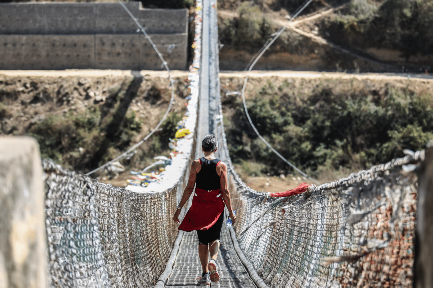 不丹國際馬拉松其中一個最具標誌性的賽道亮點 —— 普那卡吊橋