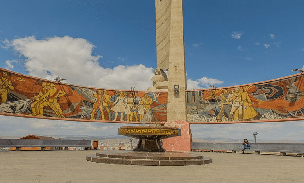宰桑紀念碑  Zaisan Monument