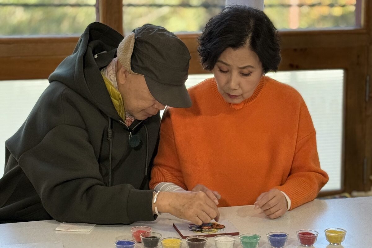 壇城沙畫，體驗佛教人生無常的道理