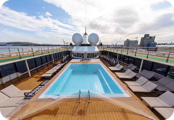 郵輪 World Voyager