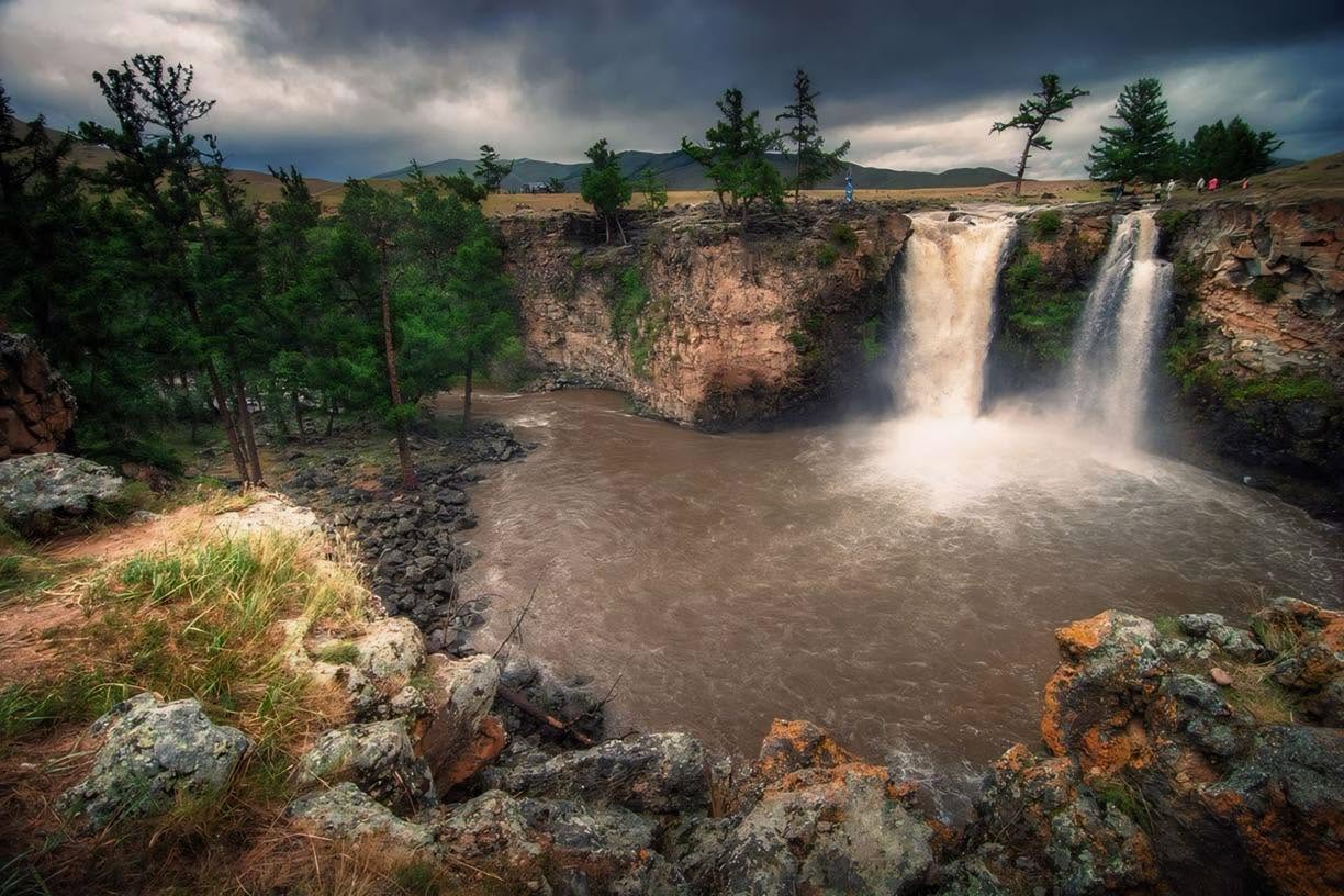 Orkhon Waterfall Tourist Camp