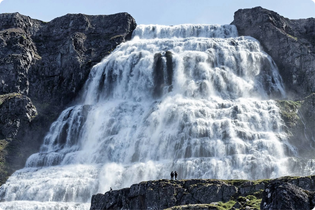 沿西峽灣（Westfjords），由西向北進發，展開冰島環島之旅